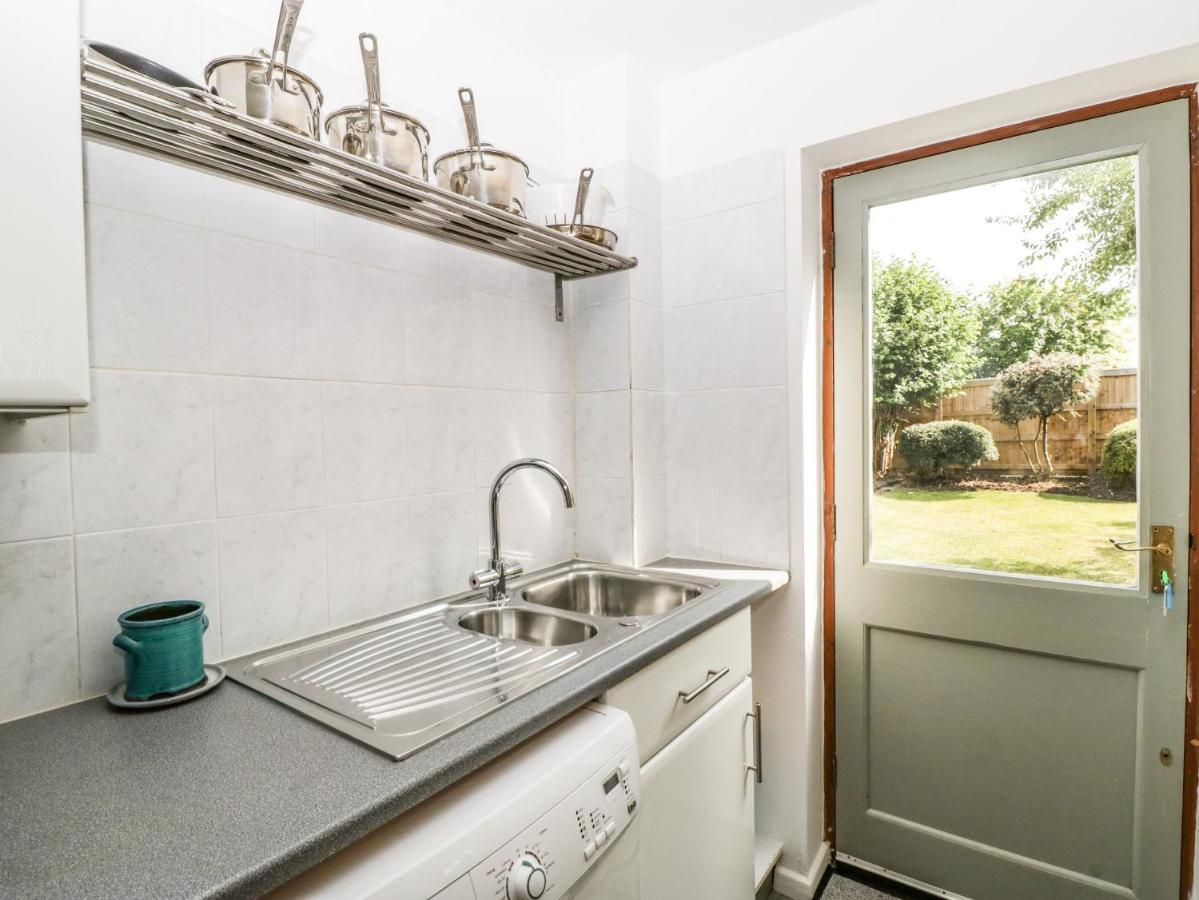 16 Mythern Meadow Bradford-On-Avon Екстер'єр фото